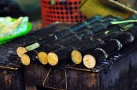 Mía hấp, mía nướng vỉa hè